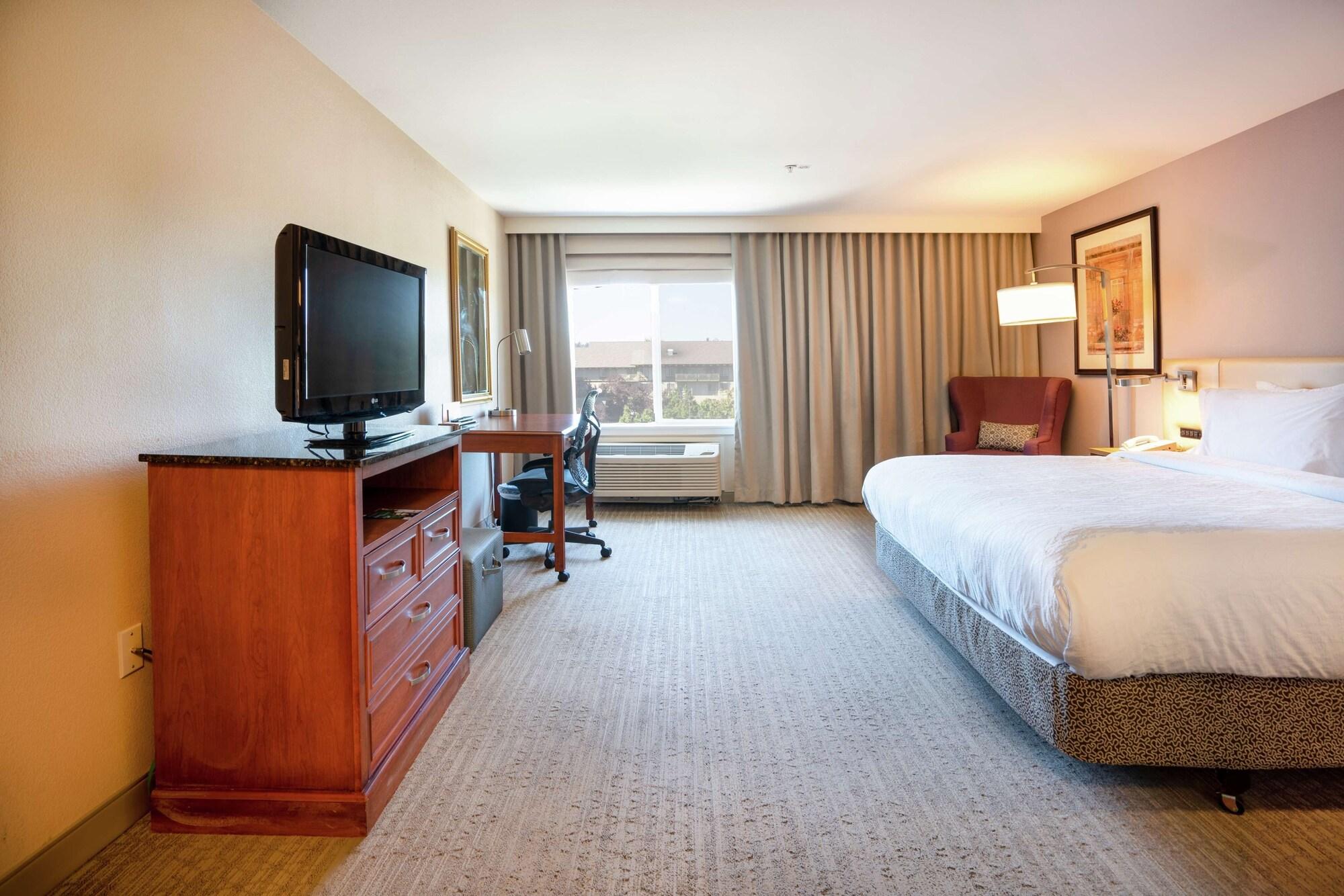 Hilton Garden Inn Seattle/רנטון מראה חיצוני תמונה