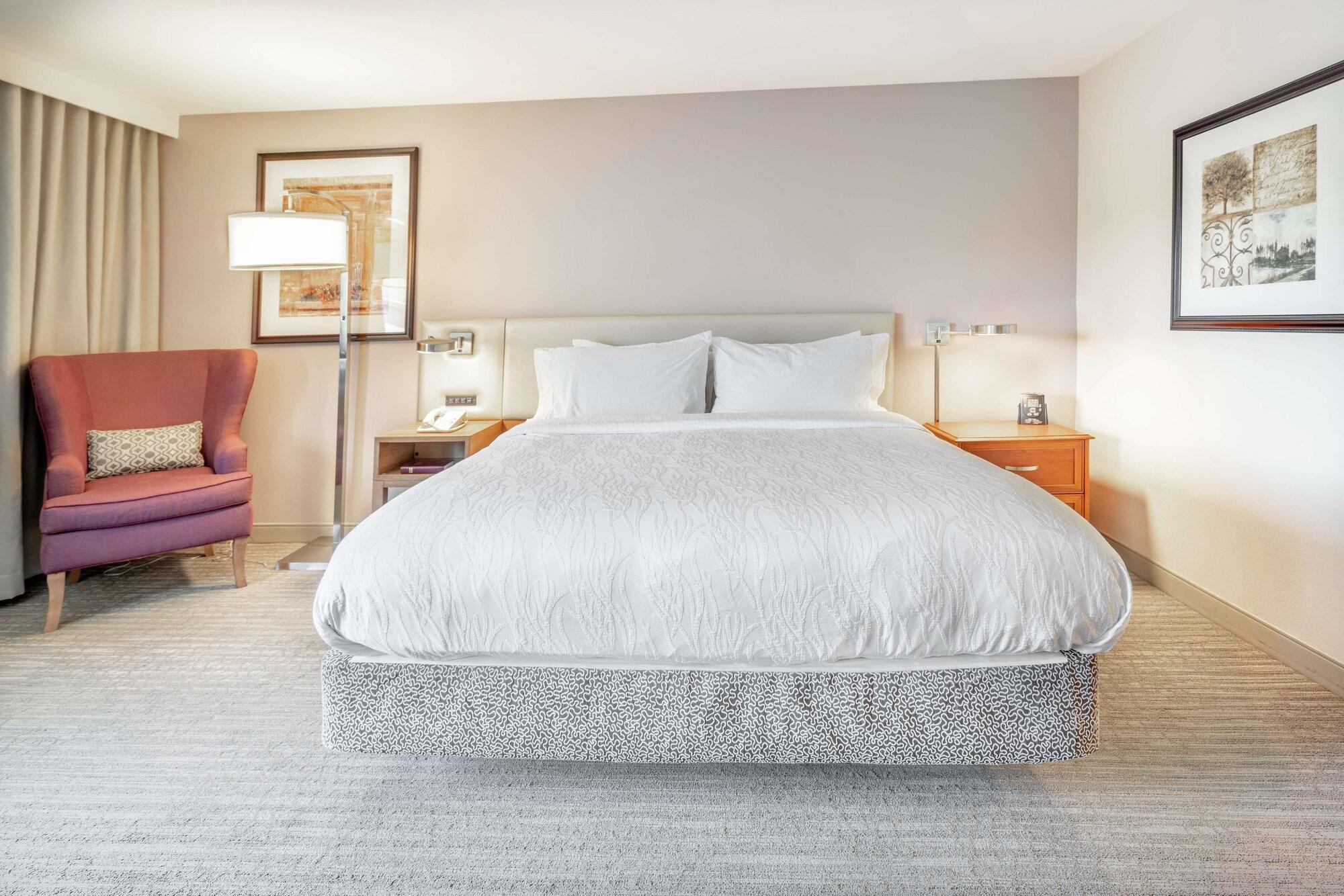 Hilton Garden Inn Seattle/רנטון מראה חיצוני תמונה