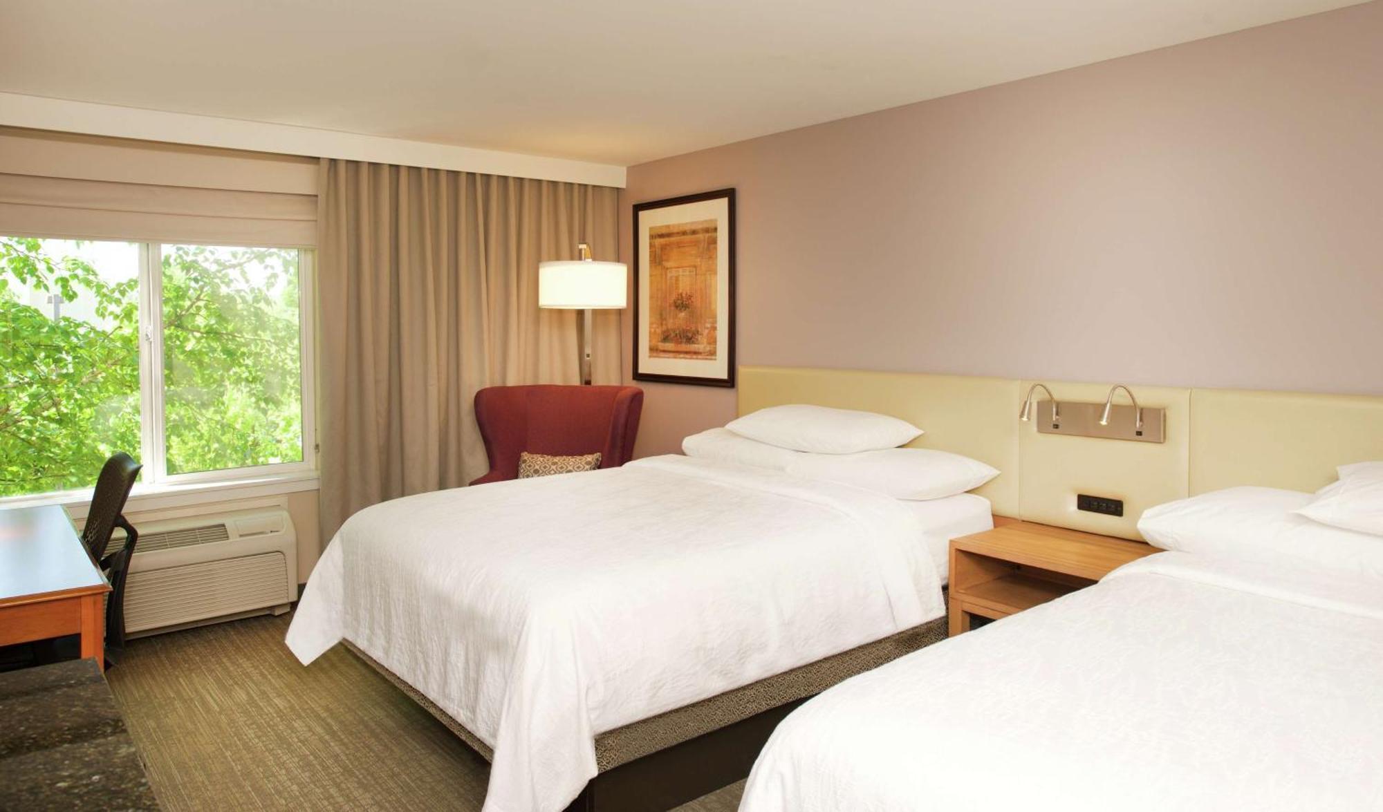 Hilton Garden Inn Seattle/רנטון מראה חיצוני תמונה