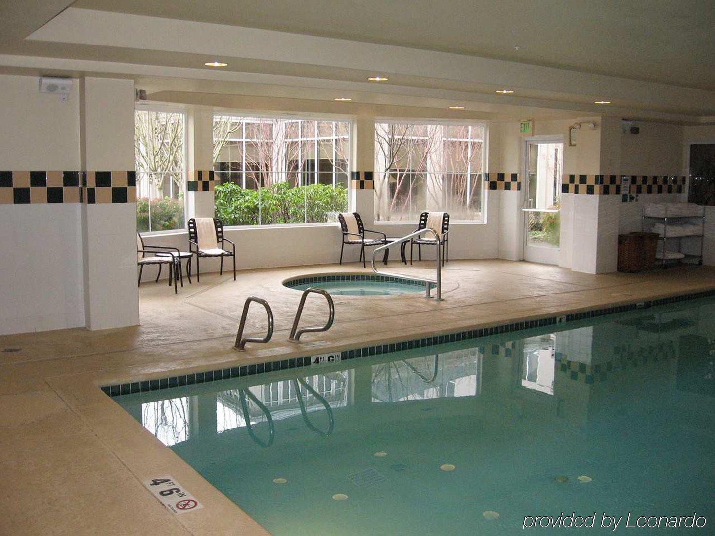 Hilton Garden Inn Seattle/רנטון מראה חיצוני תמונה