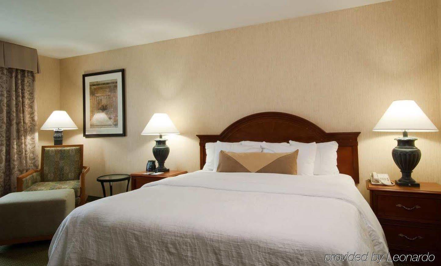 Hilton Garden Inn Seattle/רנטון מראה חיצוני תמונה